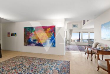A vendre - Propriété d'Exception avec Vue Imprenable sur le Lac & les Alpes