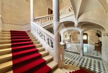 A vendre - Château d'exception situé au coeur du Jura français