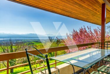 A vendre - Propriété d'Exception avec Vue Imprenable sur le Lac & les Alpes