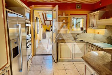 A vendre - Maison de maître à deux pas du centre-ville