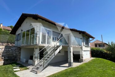 A louer - Maison individuelle avec grand jardin