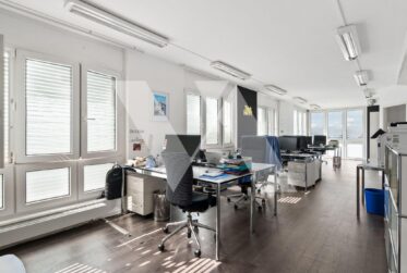 A vendre - Bureaux à proximité immédiate du centre-ville