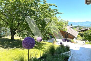 A vendre - Villa contemporaine avec vue panoramique sur le lac et les Alpes