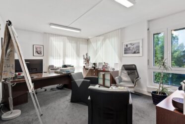 A vendre - Bureaux à proximité immédiate du centre-ville