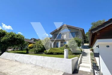 A vendre - Villa contemporaine avec vue panoramique sur le lac et les Alpes