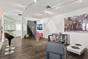 A vendre - Bureaux à proximité immédiate du centre-ville