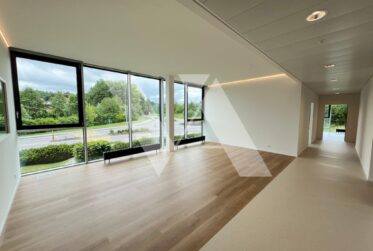 A vendre - Immeuble commercial 100% loué