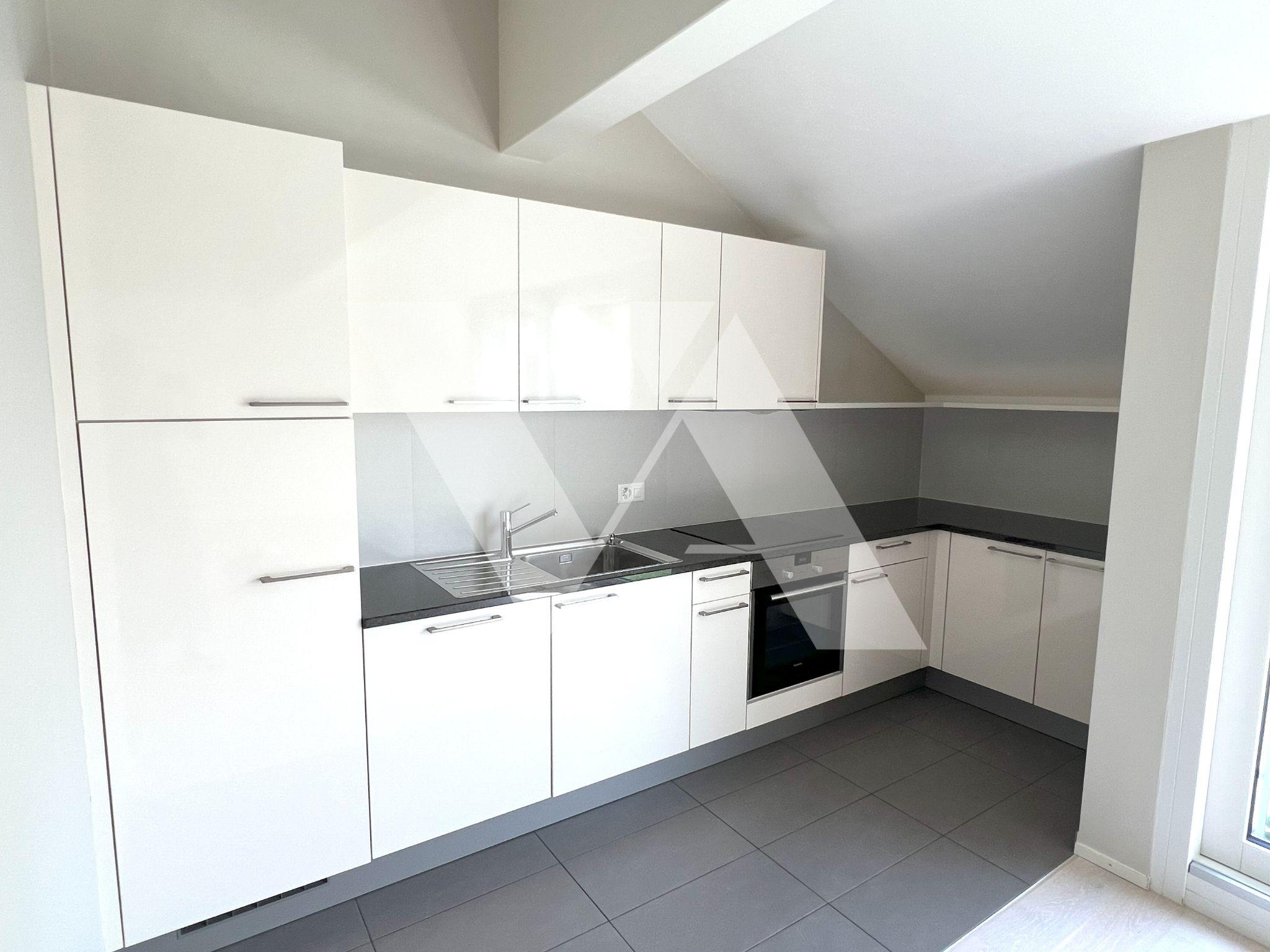 A louer - Exceptionnel appartement de 3.5 pièces avec mezzanine
