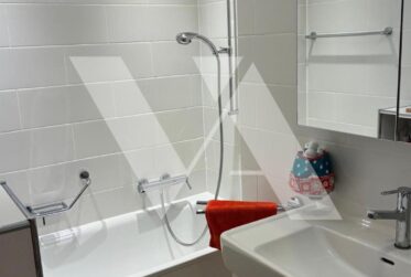 For Rent – Spacious 4.5-Room Apartment Near Nyon Train Station