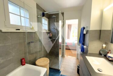 For Sale – Beautiful Detached Villa with Swimming Pool in the Heart of the Village