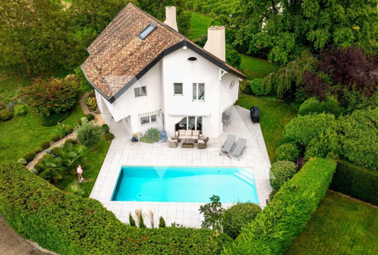 A vendre - Superbe villa d’architecte avec piscine