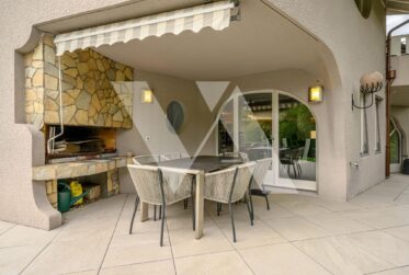 A vendre - Superbe villa d’architecte avec piscine