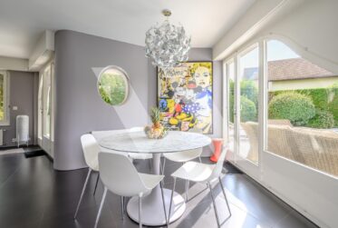 A vendre - Superbe villa d’architecte avec piscine