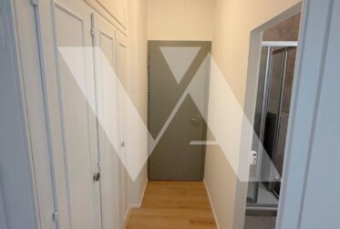 A louer - Charmant studio entièrement rénové à Rive