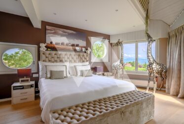 A vendre - Superbe villa d’architecte avec piscine