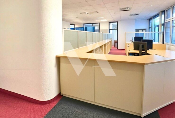 A louer - Surface de bureaux à proximité du centre-ville et de l'autoroute