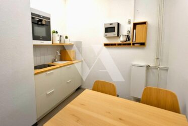 For rent – Office space close to the city center and highway