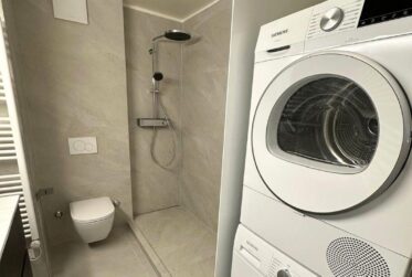 For rent - Fully renovated 3.5-room apartment in the City Center