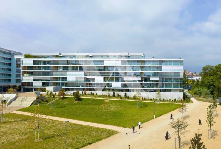 A louer - Appartement de 4.5 pièces avec loggia et jardin d'hiver à Nyon
