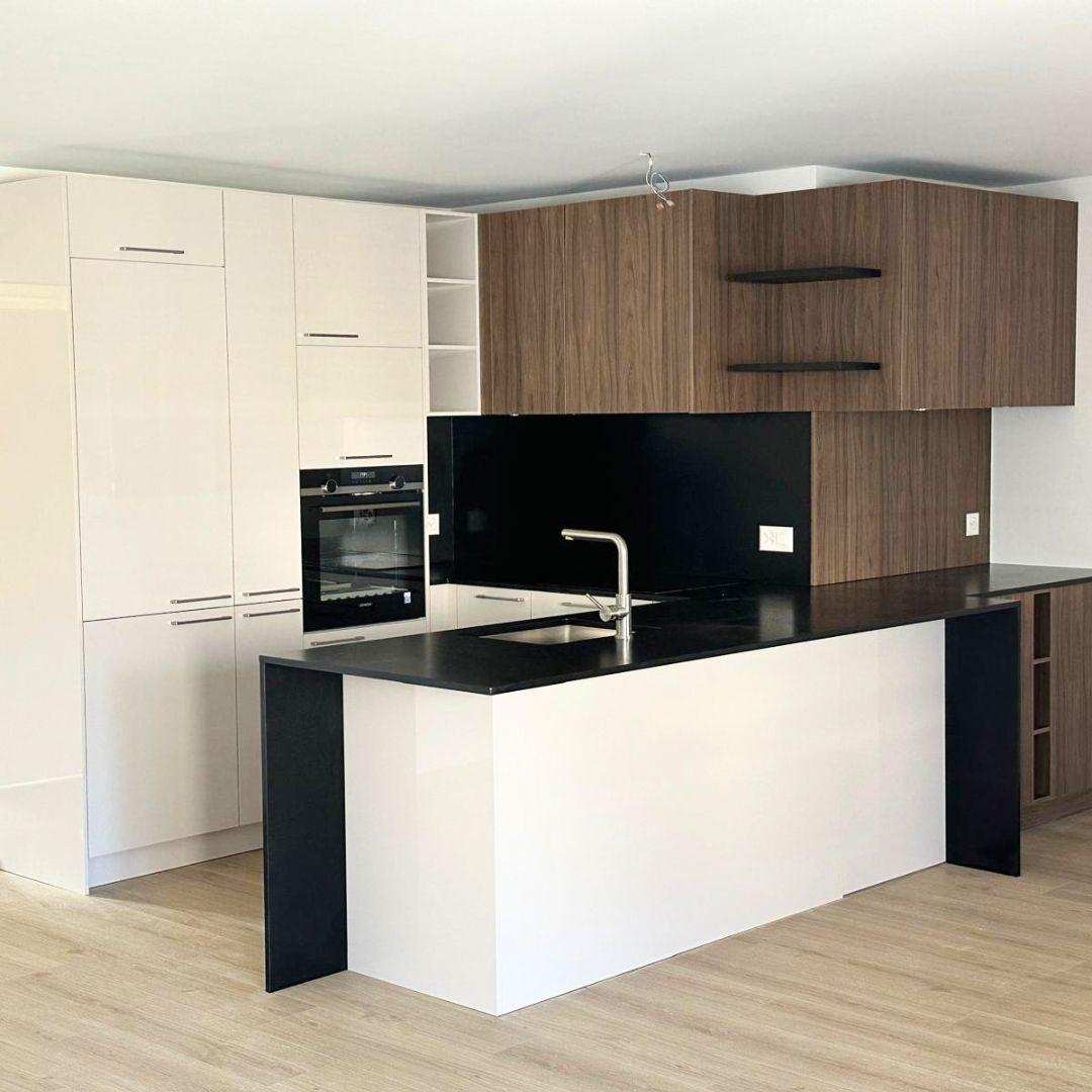 A louer – Appartement de 3.5 pièces entièrement rénové en plein centre