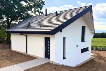 A louer - Villa familiale neuve avec terrasse et jardin