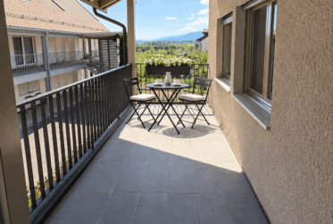 A louer - Appartement de 4 pièces avec balcon à Genolier