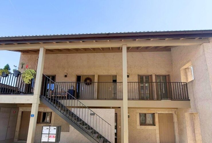 A louer - Appartement de 4 pièces avec balcon à Genolier