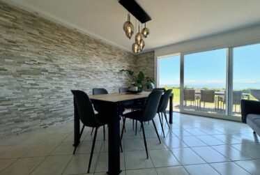 For Sale - Beautiful renovated villa with garden and panoramic views of the Alps