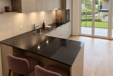 À louer à Duillier - Appartement neuf de 2.5 pièces avec grand balcon couvert